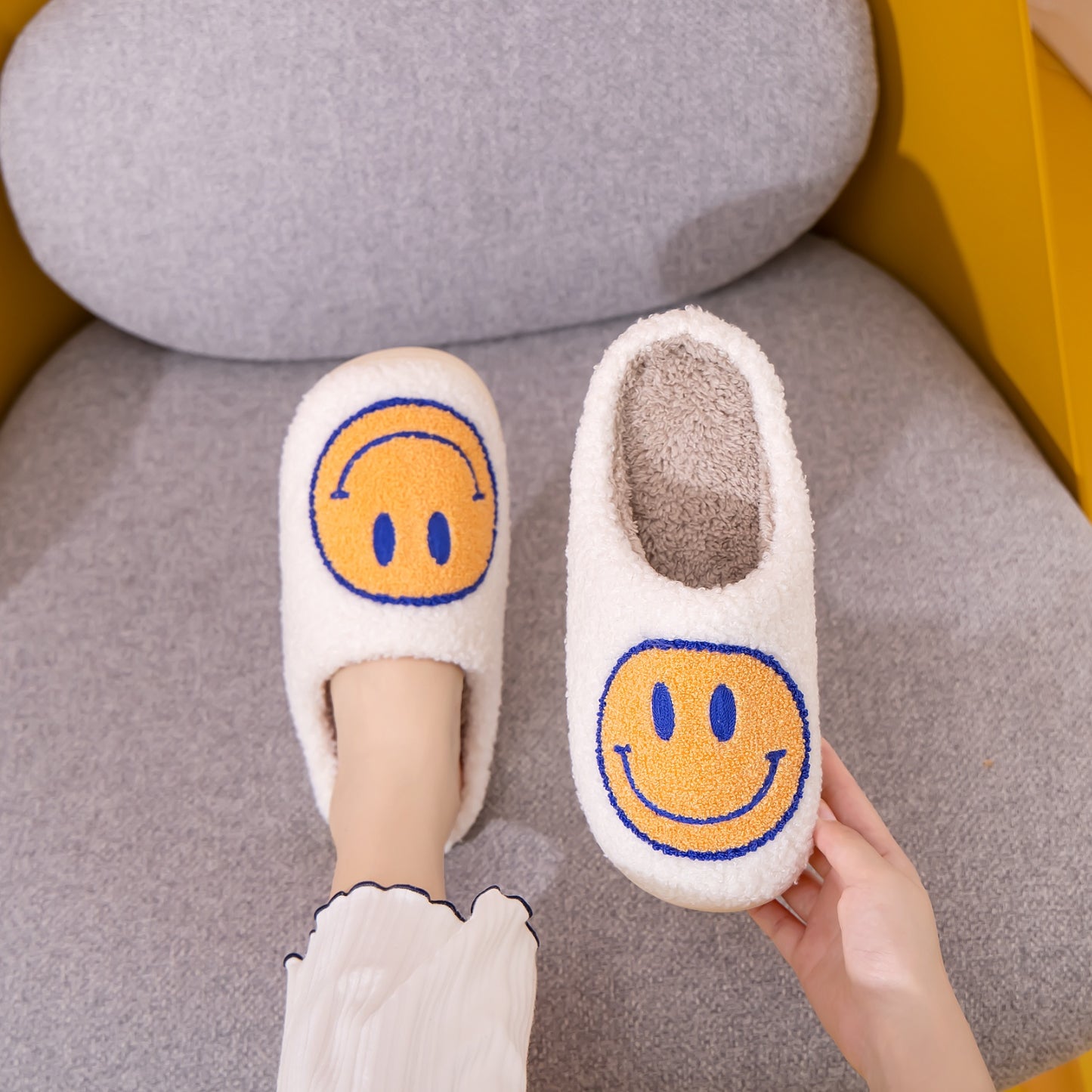 Melody Smiley Face Slippers